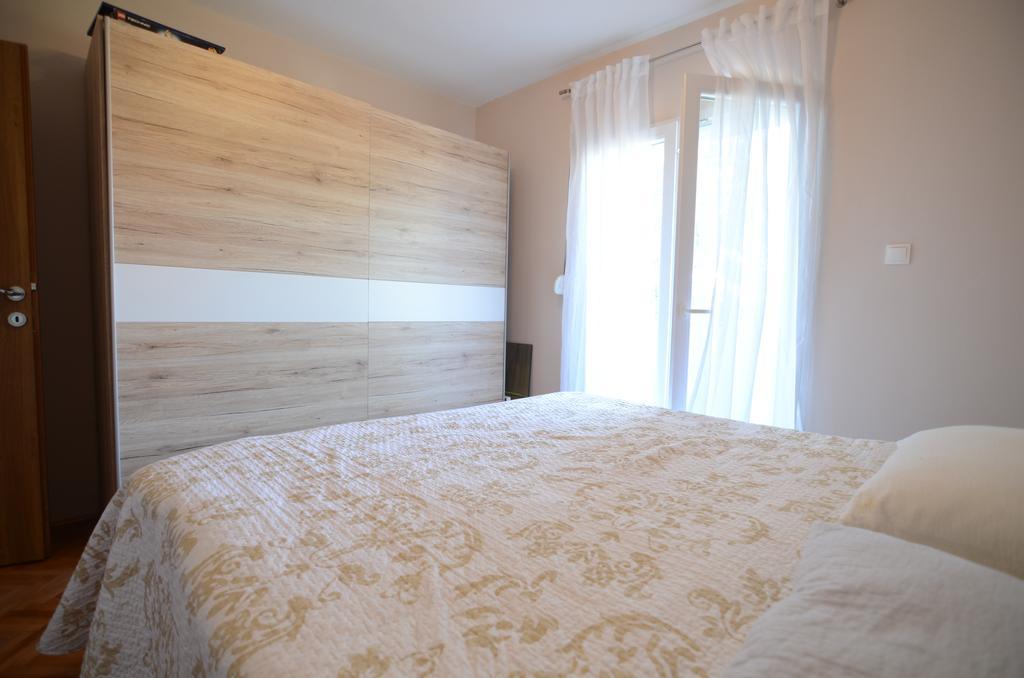 Apartment Emi Sukošan Extérieur photo
